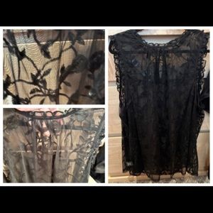 Stunning lace sheer sleeveless blouse Torrid 3 US 22-24
